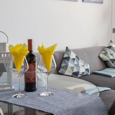 Apartment Arce Frontline Seaview Nerja Buitenkant foto